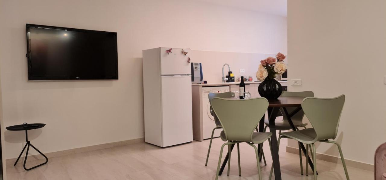Yuval Holidey Aprtment Eilat Lägenhet Exteriör bild